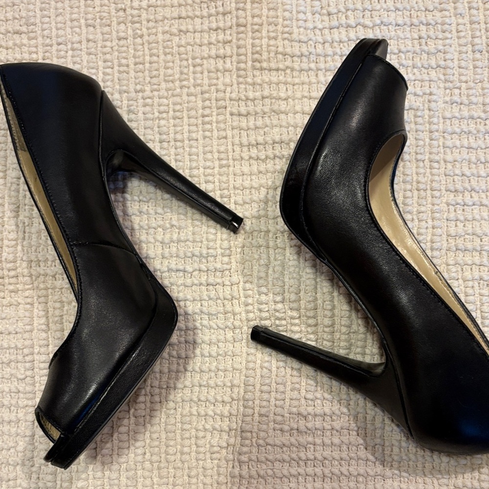 Lauren Ralph Lauren Elegant Black Stilettos